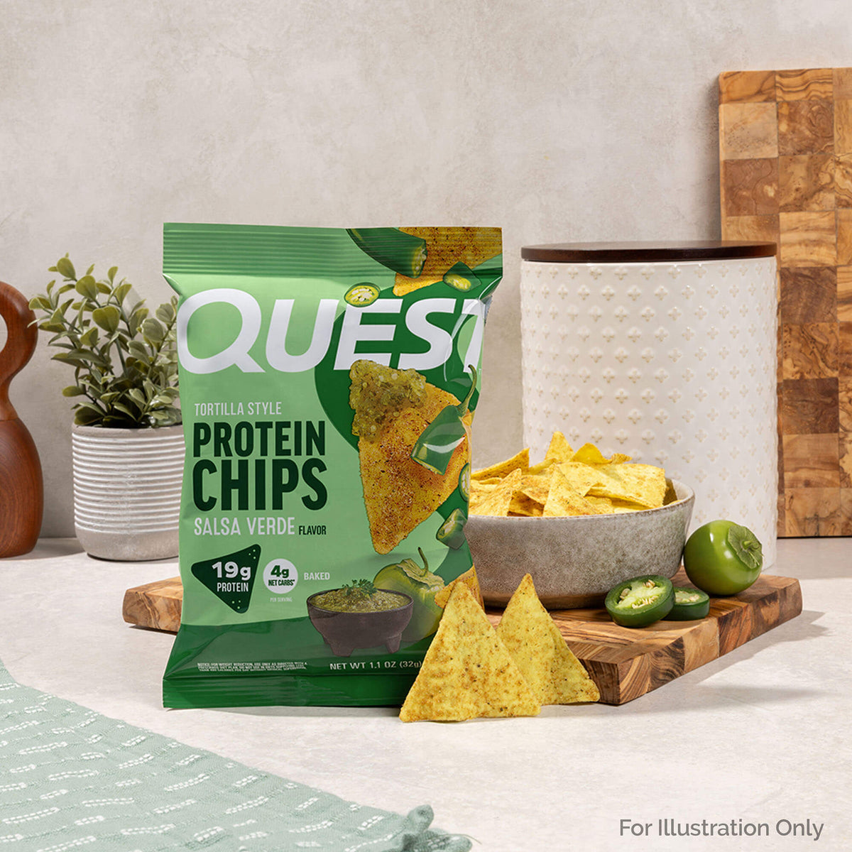 salsa-verde-tortilla-style-protein-chips-j5 qst-016419-salsa-verde-tortilla-style-protein-chips_5.jpg